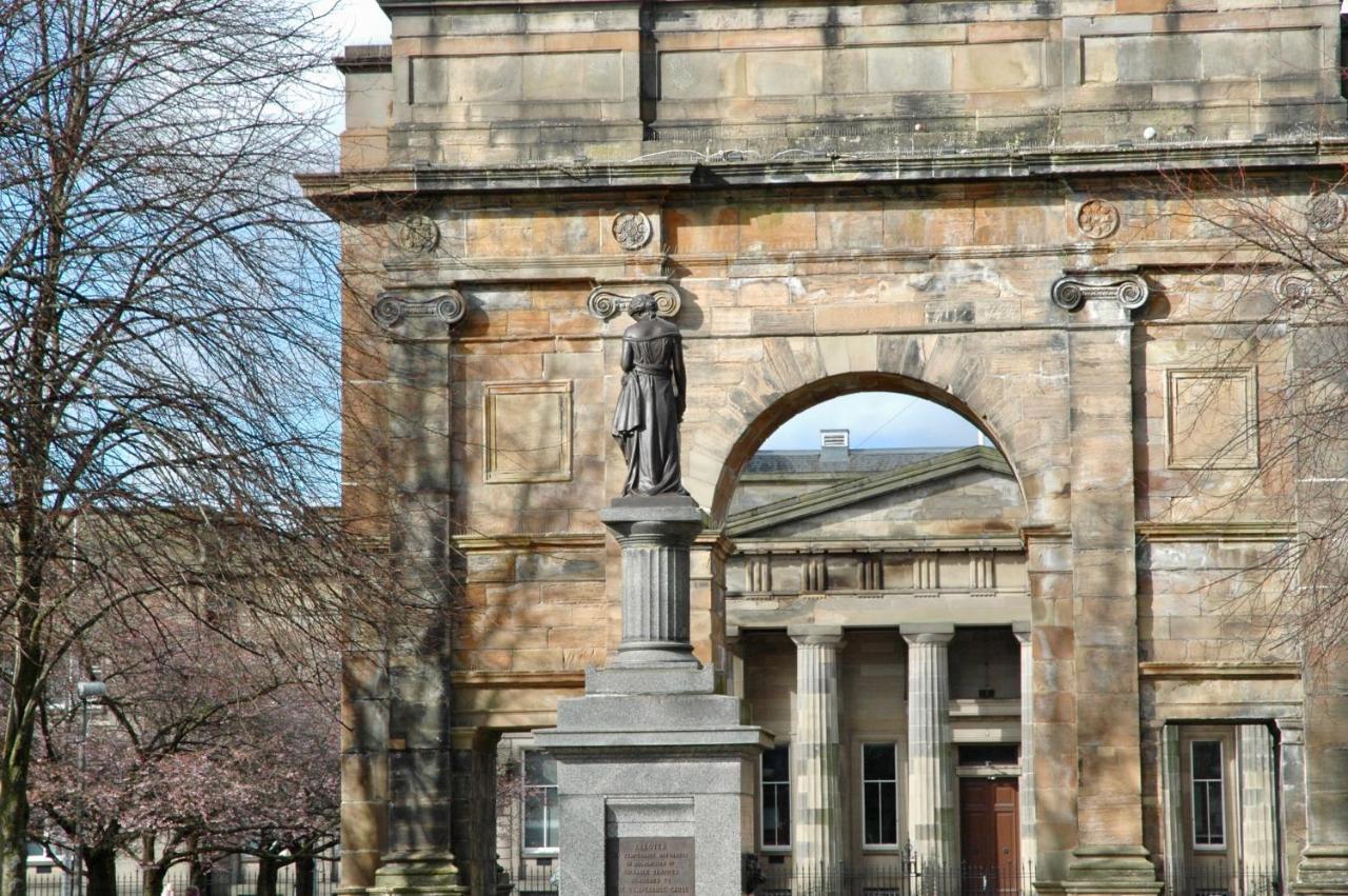 Fabulous Stylish Flat In Merchant City & Free Secure Parking Glasgow Luaran gambar
