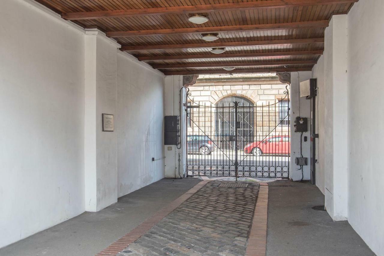 Fabulous Stylish Flat In Merchant City & Free Secure Parking Glasgow Luaran gambar